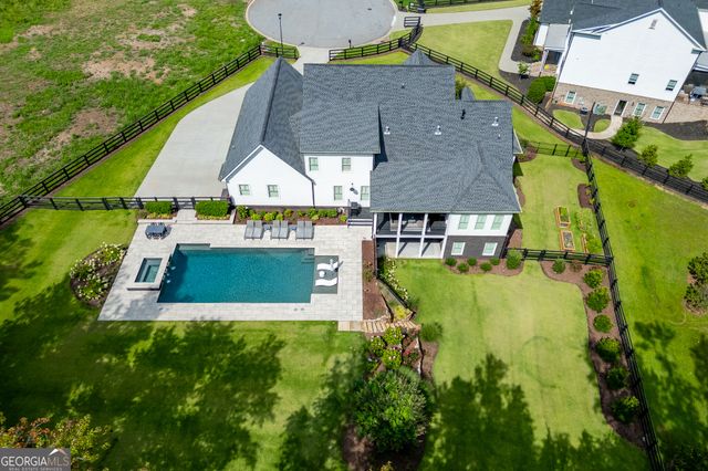 678 Bit O'Luck Drive, Suwanee, GA 30024