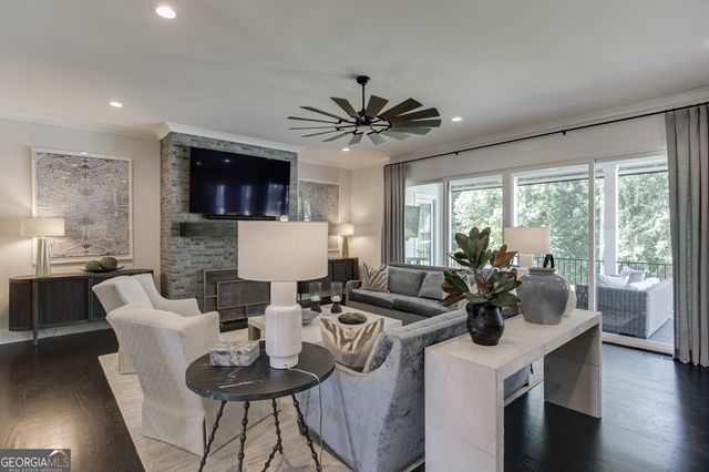 678 Bit O'Luck Drive, Suwanee, GA 30024