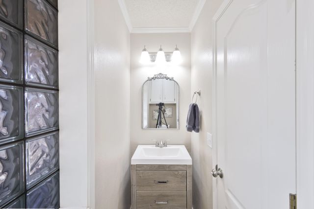 6019 77th Street, Lubbock, TX 79424