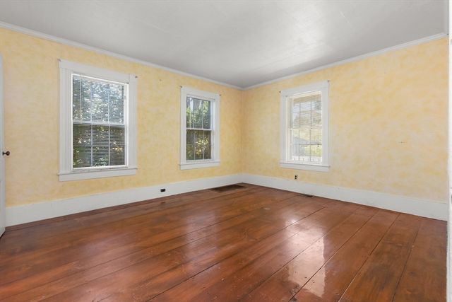 270 Elm Street, Amesbury, MA 01913