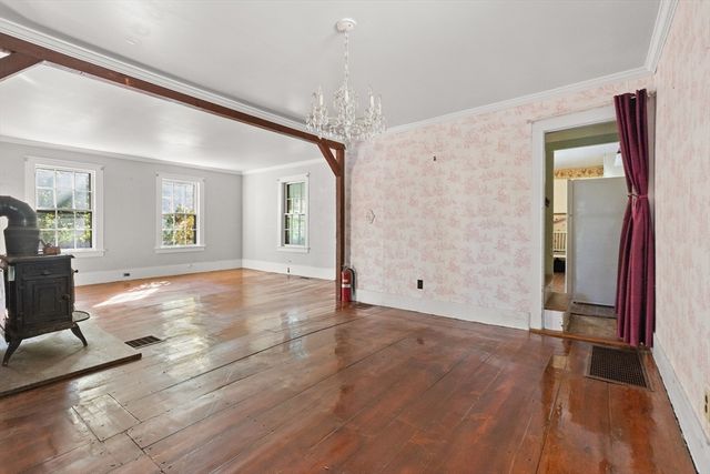 270 Elm Street, Amesbury, MA 01913