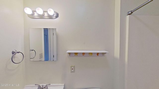 243 Youpon Drive, Hubert, NC 28539