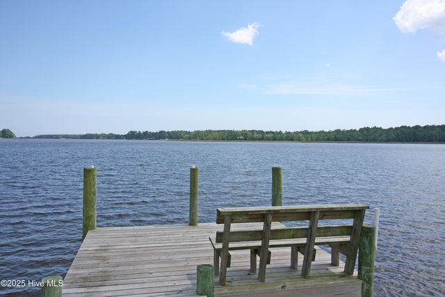 243 Youpon Drive, Hubert, NC 28539