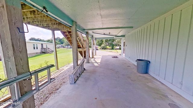 243 Youpon Drive, Hubert, NC 28539