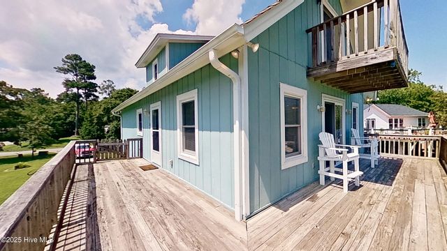 243 Youpon Drive, Hubert, NC 28539