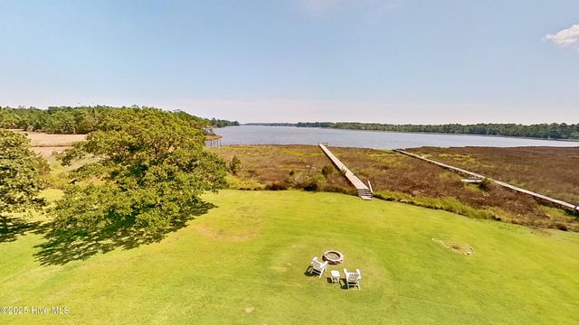 243 Youpon Drive, Hubert, NC 28539