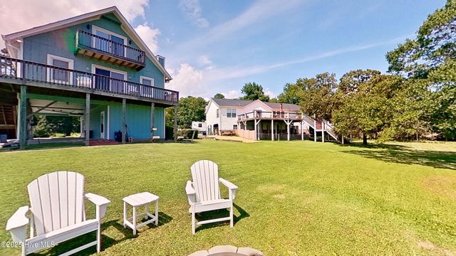 243 Youpon Drive, Hubert, NC 28539