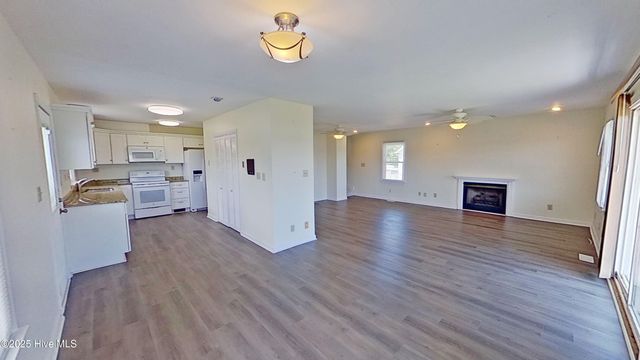 243 Youpon Drive, Hubert, NC 28539