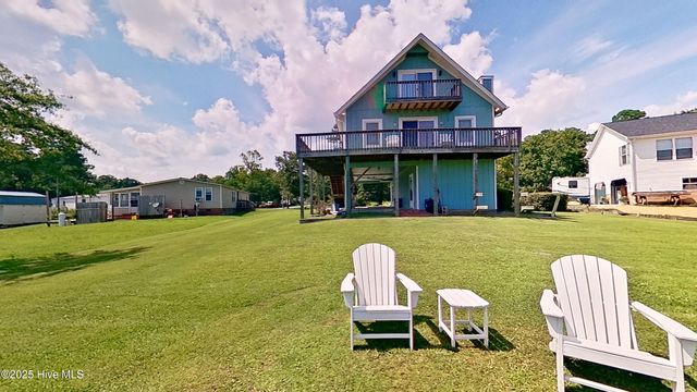 243 Youpon Drive, Hubert, NC 28539