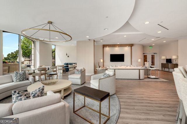 2795 Peachtree Road 1406, Atlanta, GA 30305