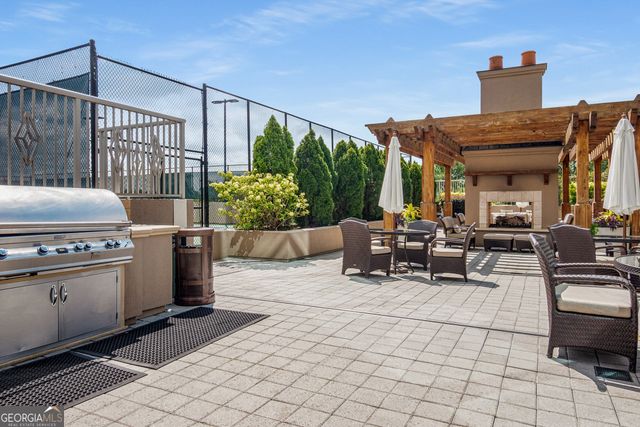 2795 Peachtree Road 1406, Atlanta, GA 30305