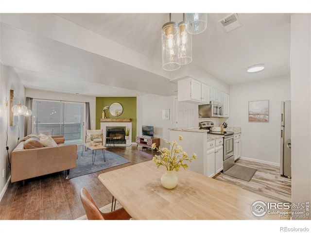 4682 White Rock Circle 10, Boulder, CO 80301