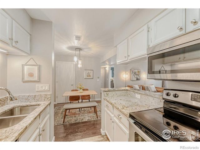 4682 White Rock Circle 10, Boulder, CO 80301