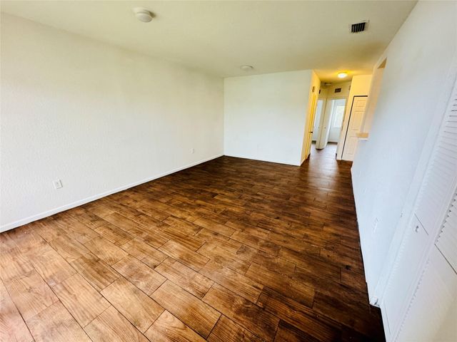 1157 Golden Lakes Blvd 622, West Palm Beach, FL 33411