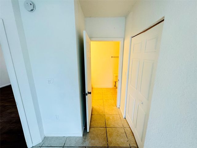 1157 Golden Lakes Blvd 622, West Palm Beach, FL 33411