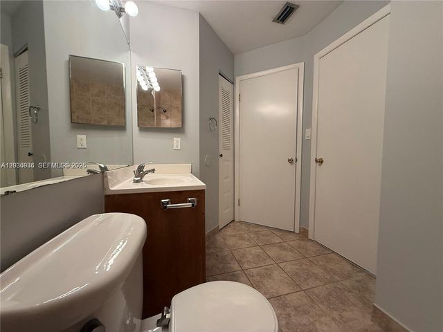 937 Coral Club Drive 937, Coral Springs, FL 33071