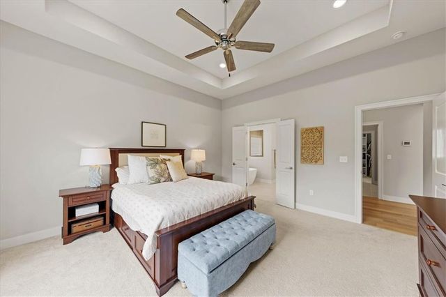13430 Terrace Park Drive, Parkville, MO 64152