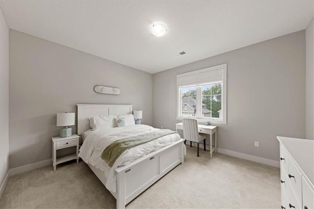 13430 Terrace Park Drive, Parkville, MO 64152