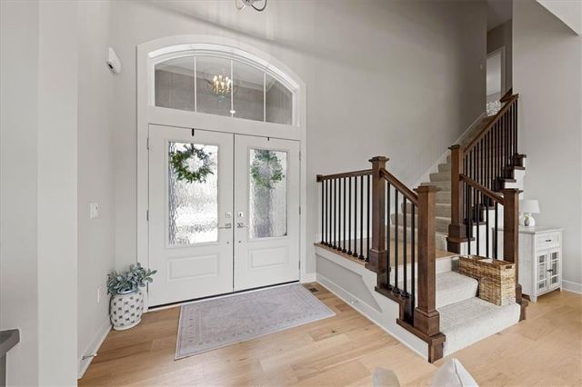 13430 Terrace Park Drive, Parkville, MO 64152
