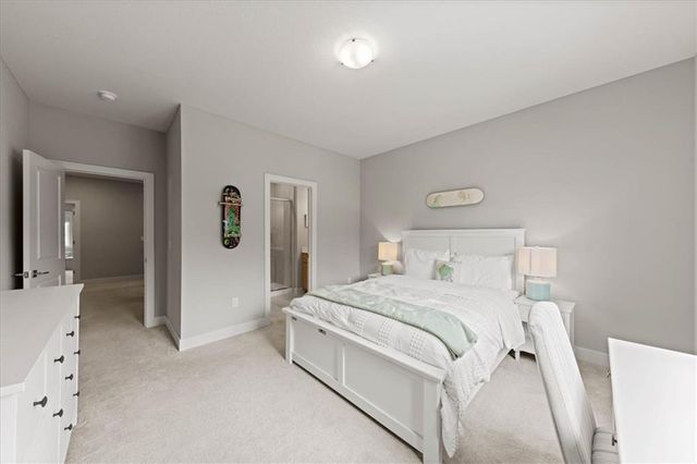 13430 Terrace Park Drive, Parkville, MO 64152