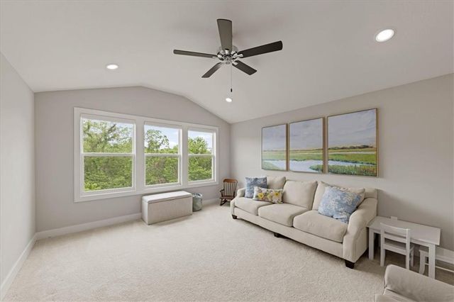 13430 Terrace Park Drive, Parkville, MO 64152