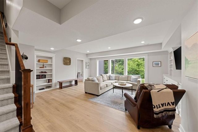 13430 Terrace Park Drive, Parkville, MO 64152
