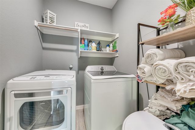 4225 Elkins Avenue, Lancaster, TX 75134