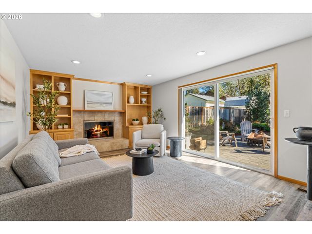 2420 Sw 172ND Ct, Beaverton, OR 97003