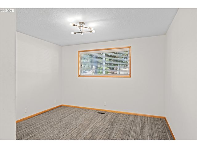 2420 Sw 172ND Ct, Beaverton, OR 97003