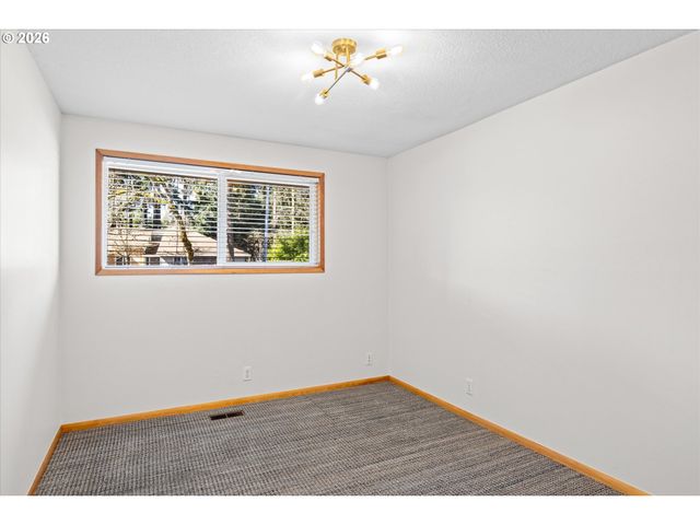 2420 Sw 172ND Ct, Beaverton, OR 97003