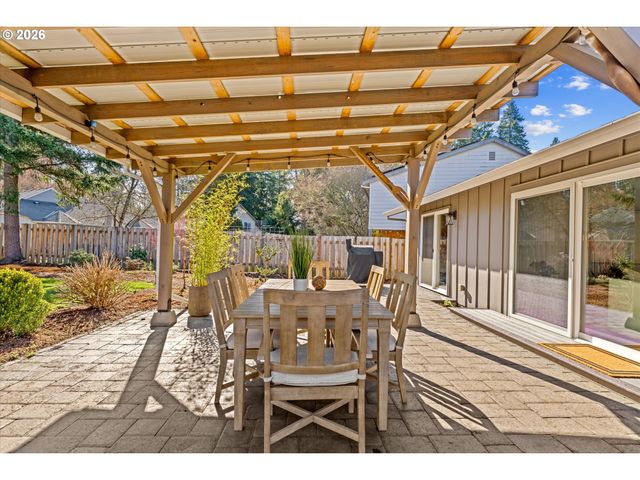 2420 Sw 172ND Ct, Beaverton, OR 97003