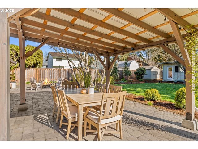 2420 Sw 172ND Ct, Beaverton, OR 97003