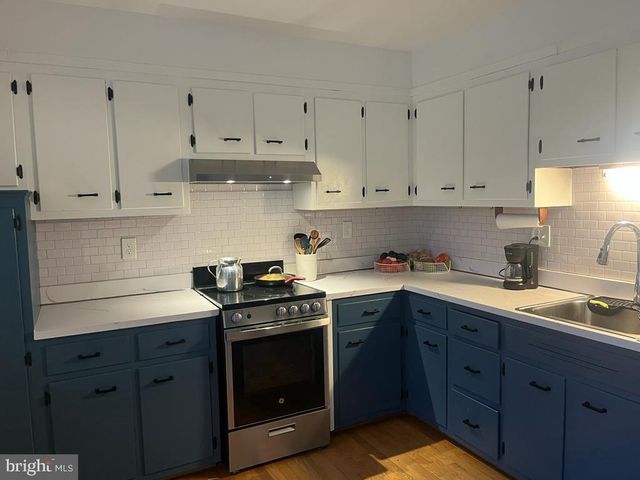 7301 MILL RUN, Rockville, MD 20855