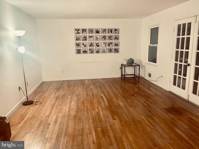 7301 MILL RUN, Rockville, MD 20855