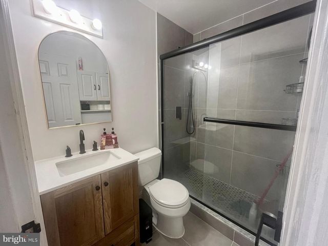 7301 MILL RUN, Rockville, MD 20855