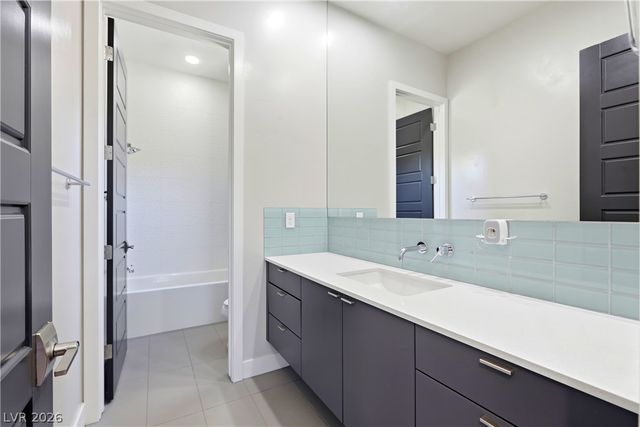 8380 Mojave Creek Court, Las Vegas, NV 89113