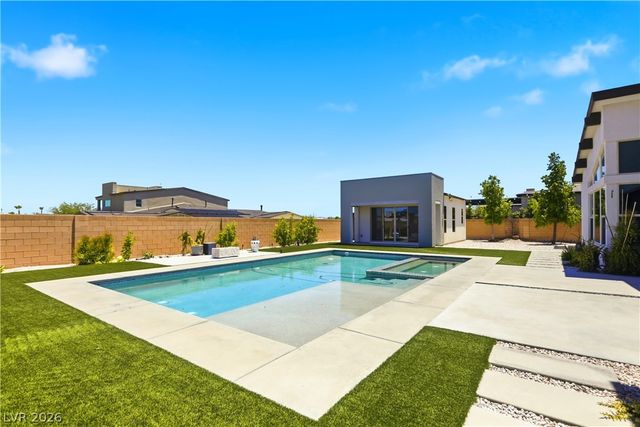 8380 Mojave Creek Court, Las Vegas, NV 89113