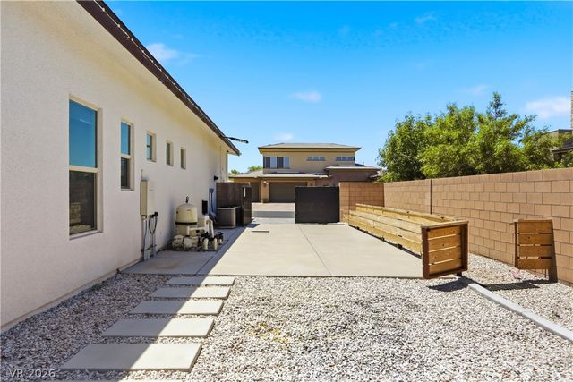 8380 Mojave Creek Court, Las Vegas, NV 89113