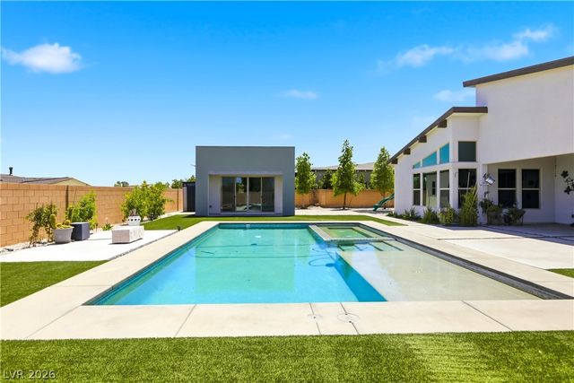 8380 Mojave Creek Court, Las Vegas, NV 89113
