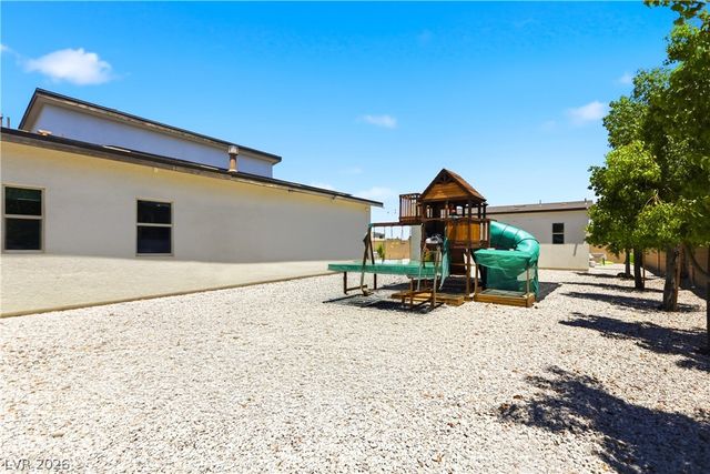 8380 Mojave Creek Court, Las Vegas, NV 89113
