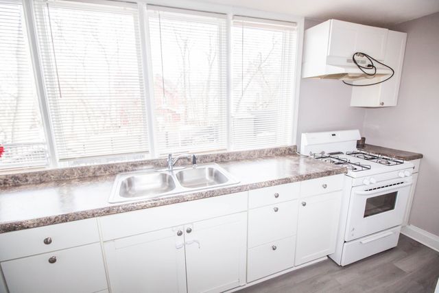 736 14 Street, Moline, IL 61265