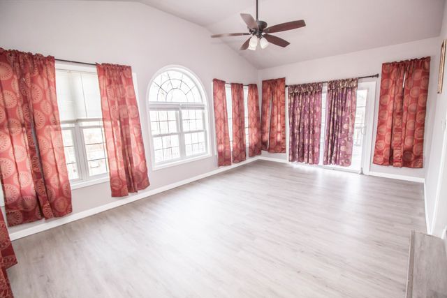 736 14 Street, Moline, IL 61265