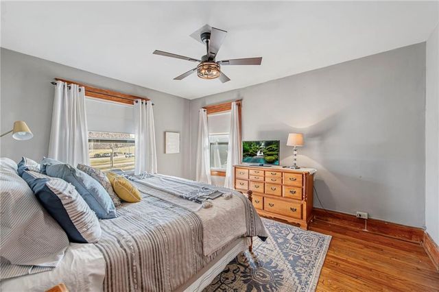 3132 Summit Street, Kansas City, MO 64111