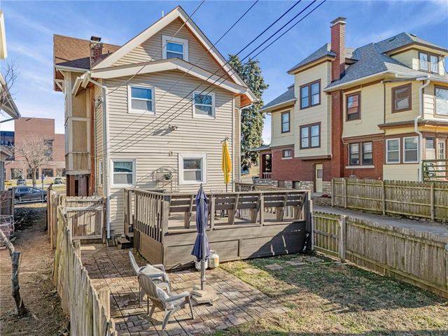 3132 Summit Street, Kansas City, MO 64111