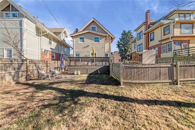 3132 Summit Street, Kansas City, MO 64111