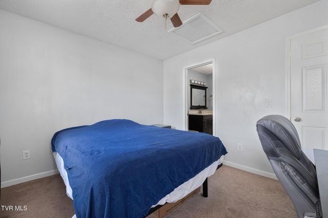 568 Gray Station Road Apt 3, Johnson City, TN 37615