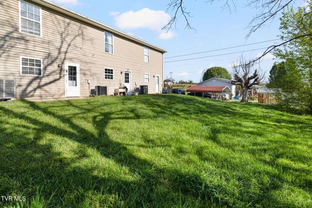 568 Gray Station Road Apt 3, Johnson City, TN 37615