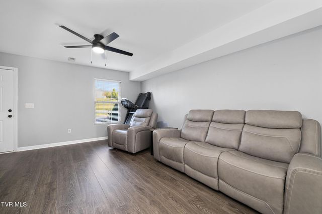 568 Gray Station Road Apt 3, Johnson City, TN 37615