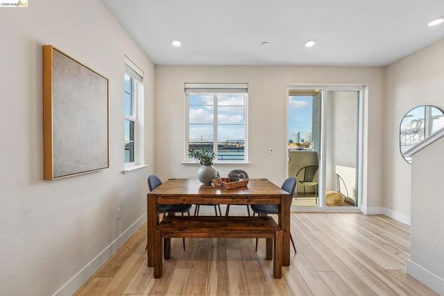 453 Sentinel Dr, Alameda, CA 94501