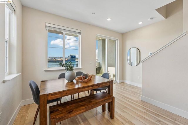 453 Sentinel Dr, Alameda, CA 94501